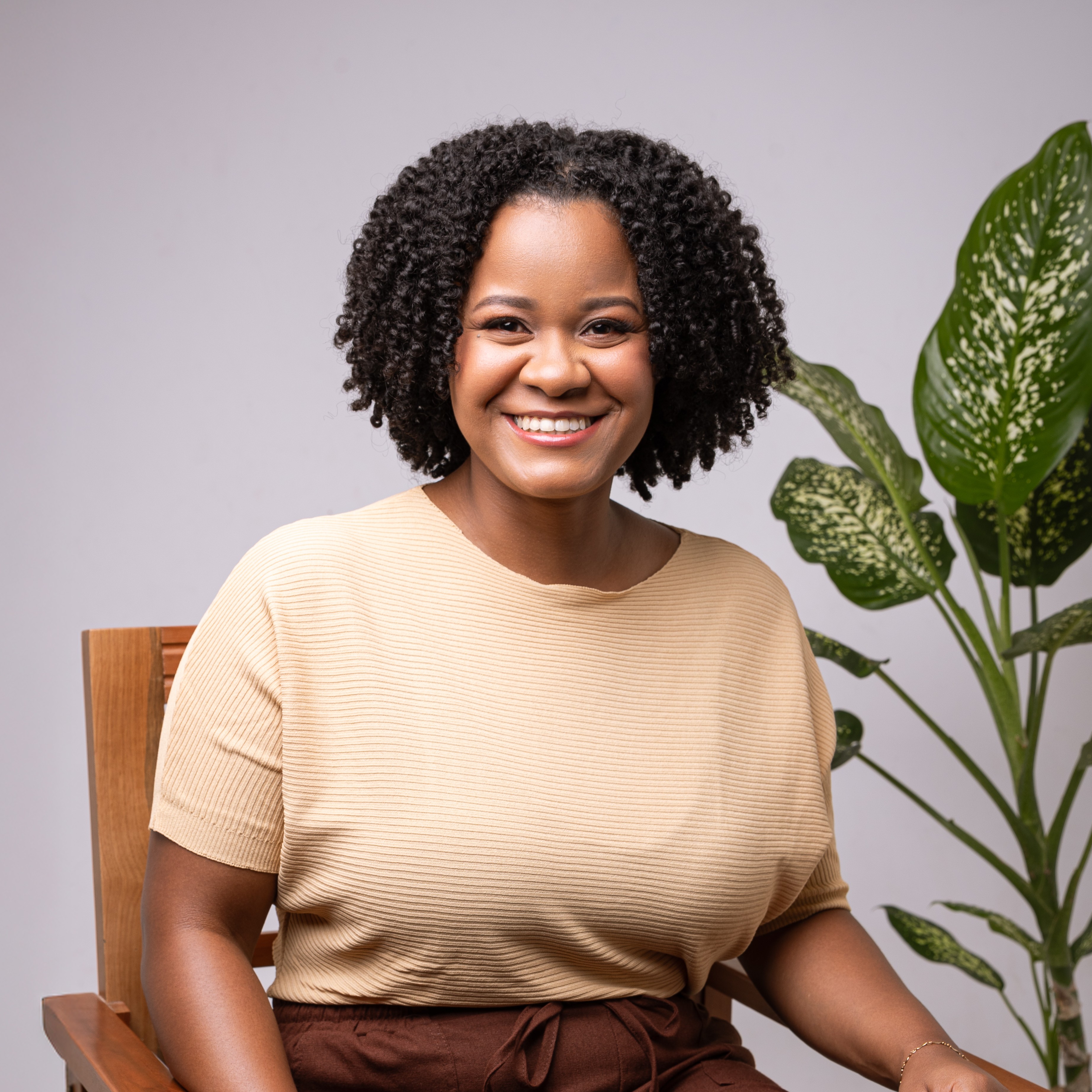 Isa Laury Oliveira Pereira